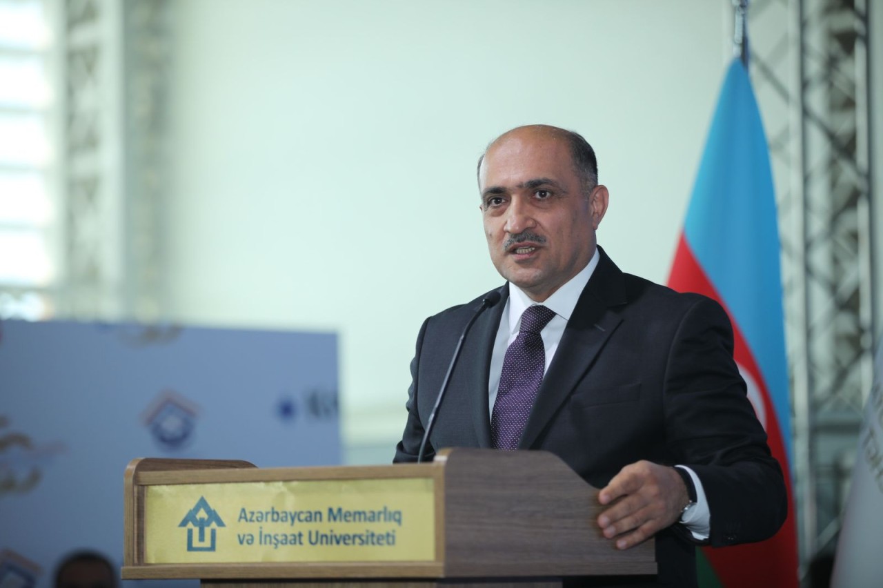 AzMİU-nun yaradılmasının 50-ci ilində təntənəli Məzun Günü - FOTOLAR